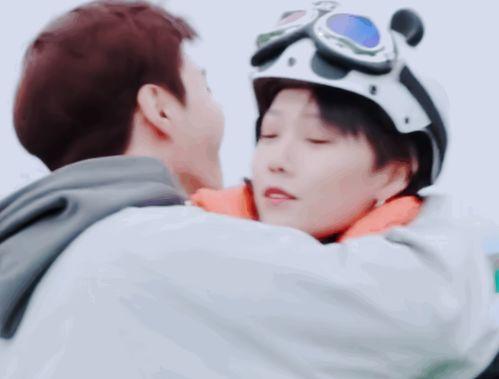 范丞丞和刘雨昕最新爆料,揭秘娱乐圈幕后真相